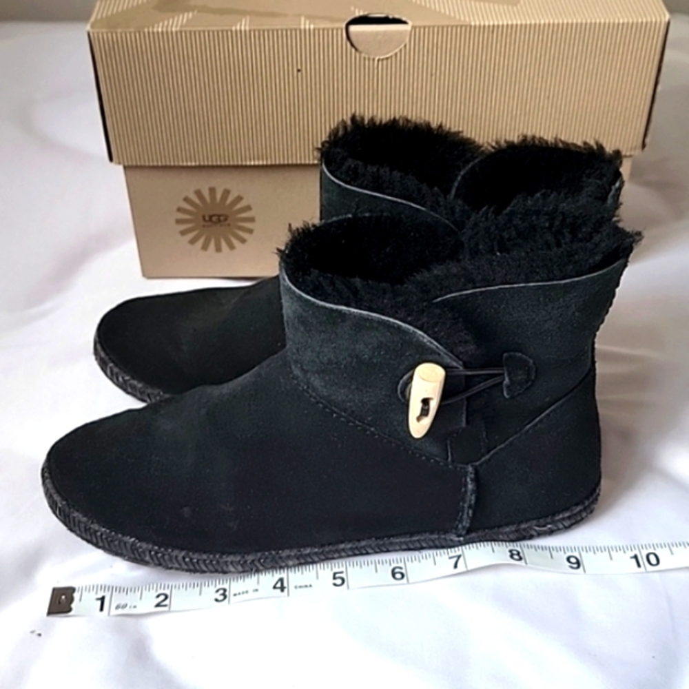 UGG EUC Genuine Shearling Boots Convertible Foldable Suede Winter Ankle Boots